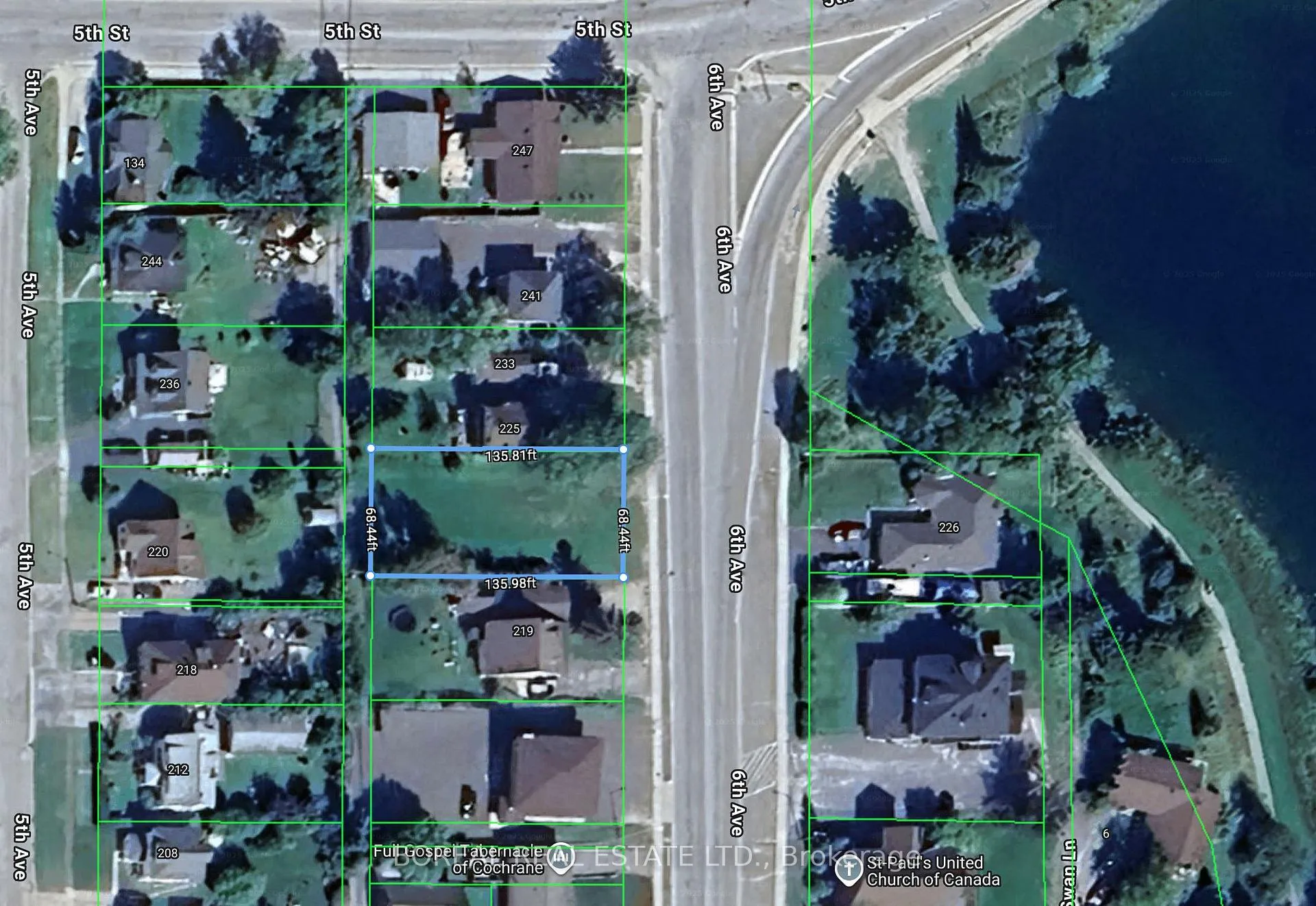 Photo 5 of 225 Sixth Avenue, Cochrane — HOMEH