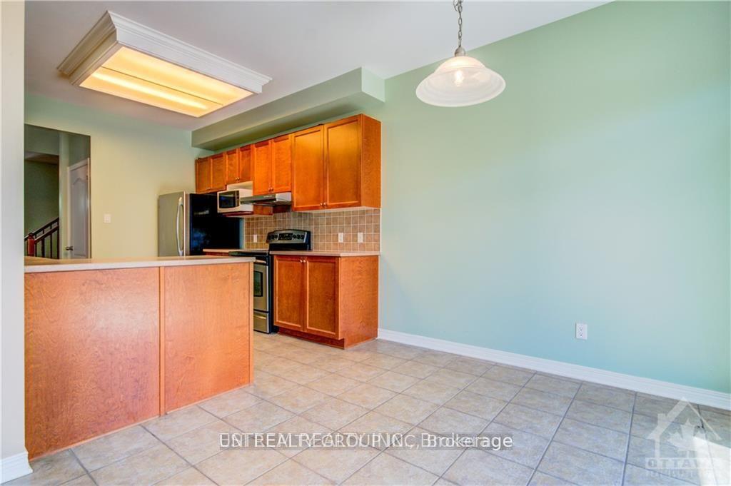 Photo 13 of 101 Portrush Avenue, Ottawa, Barrhaven - Longfields — HOMEH