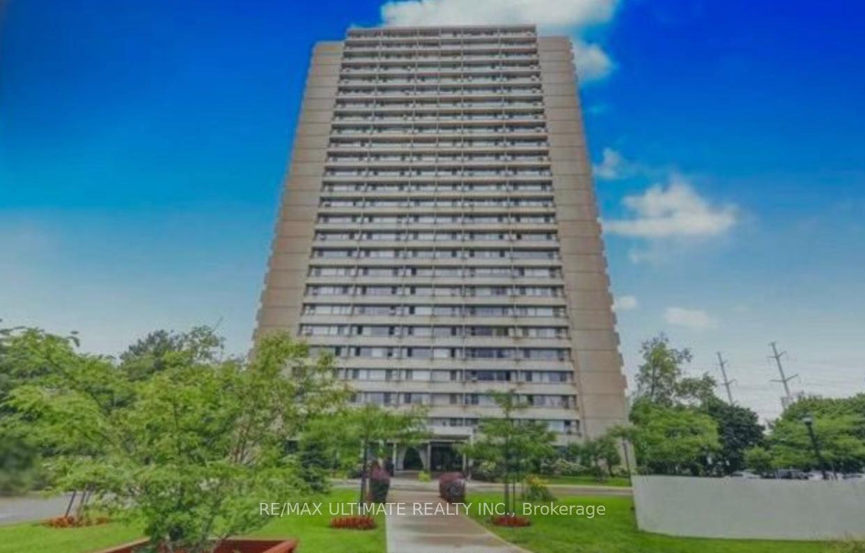 Front of Unit 302, 735 Don Mills Road
