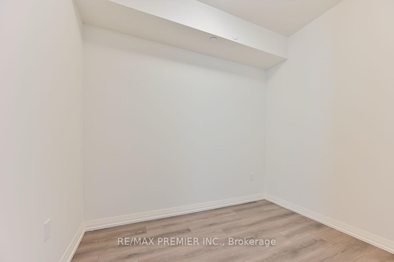 Photo 5 of Unit 614, 27 Korda Gate, Vaughan, Vellore Village — HOMEH