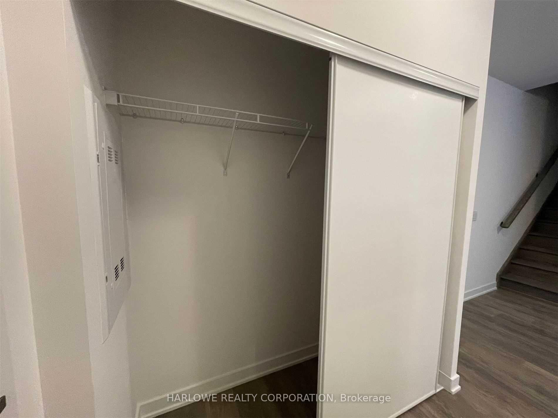 Photo 5 of Unit TH-102, 99 Broadway Avenue, Toronto, Mount Pleasant West — HOMEH