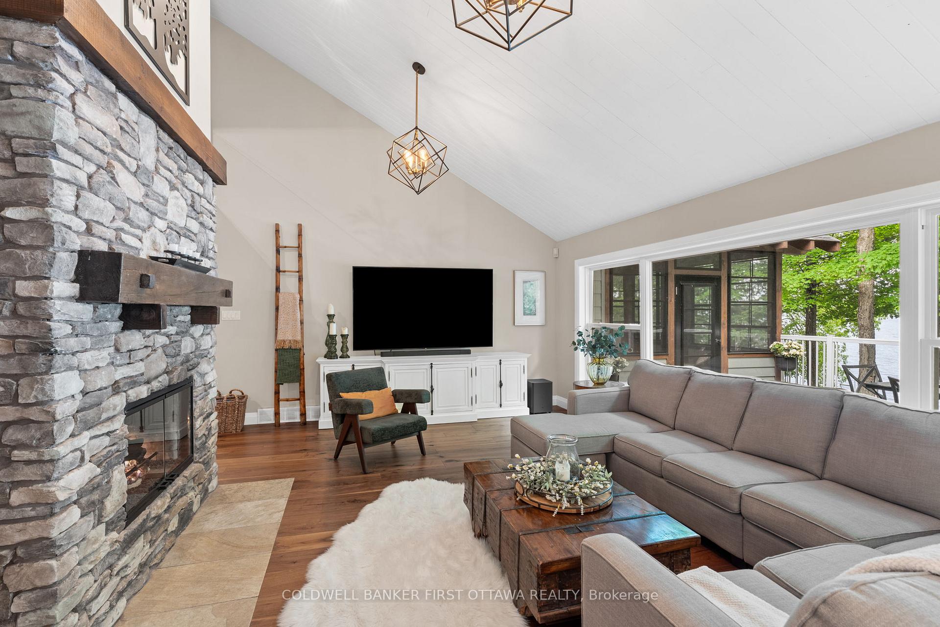 Photo 9 of 314 Kennedy Road, Greater Madawaska — HOMEH