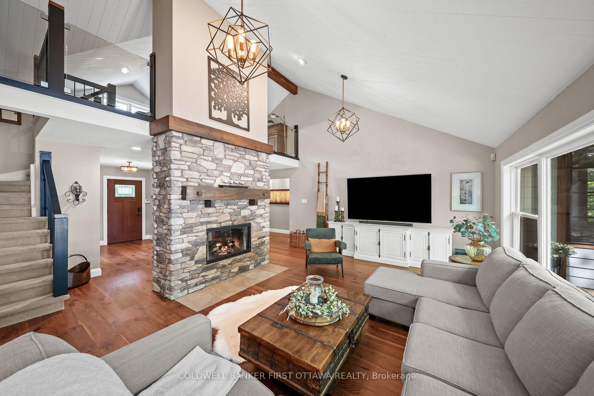 Photo 11 of 314 Kennedy Road, Greater Madawaska — HOMEH