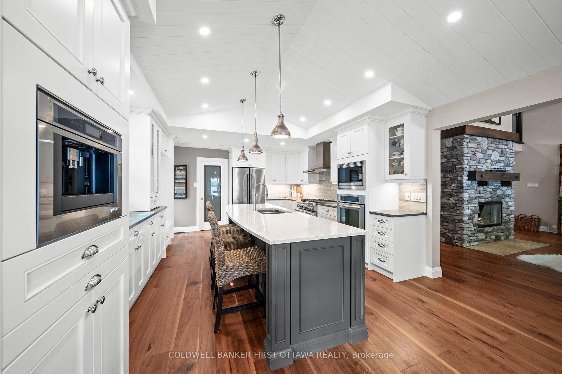 Photo 16 of 314 Kennedy Road, Greater Madawaska — HOMEH