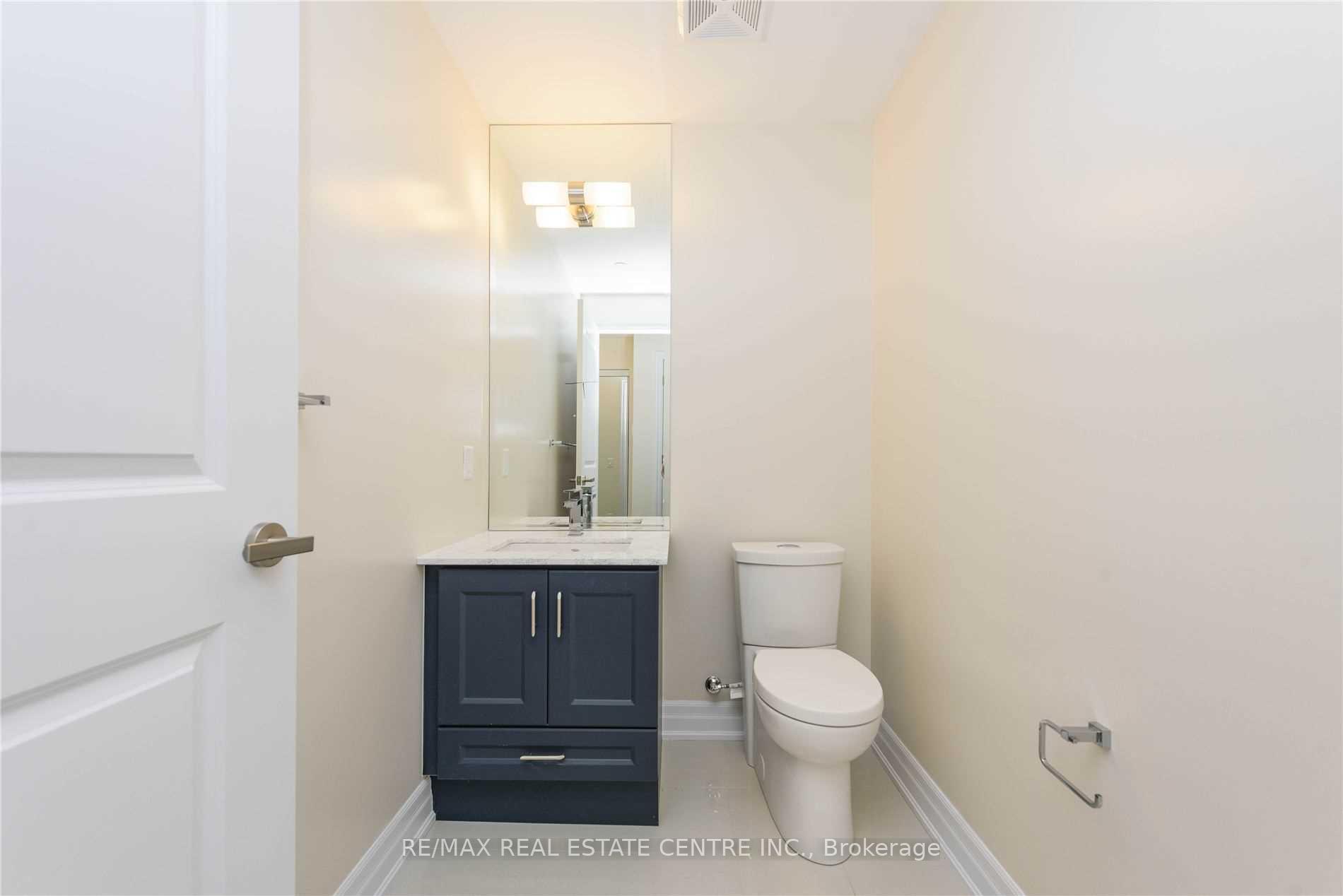 Photo 8 of Unit 1610, 9075 Jane Street, Vaughan, Concord — HOMEH
