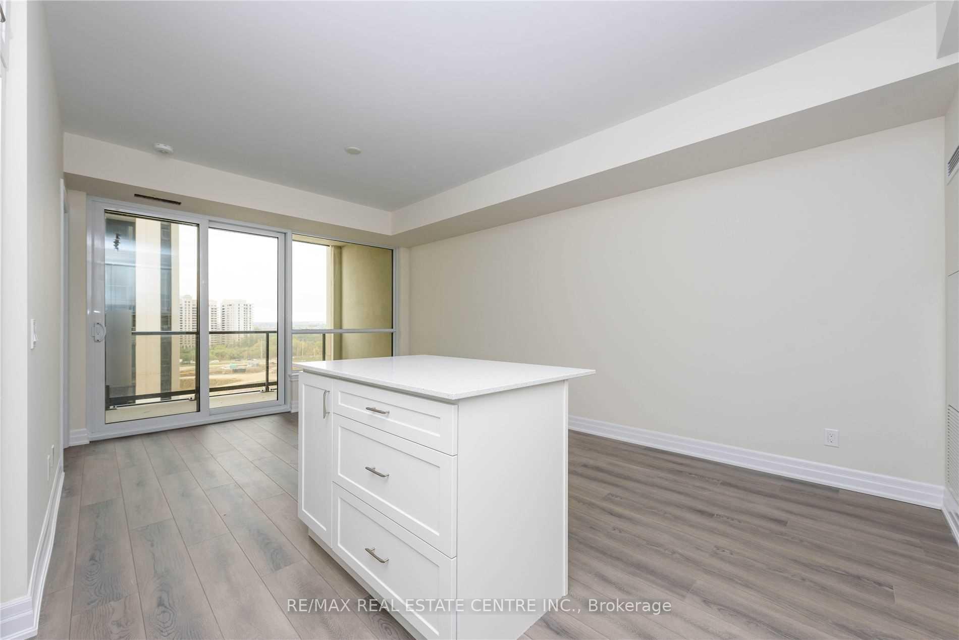 Photo 17 of Unit 1610, 9075 Jane Street, Vaughan, Concord — HOMEH