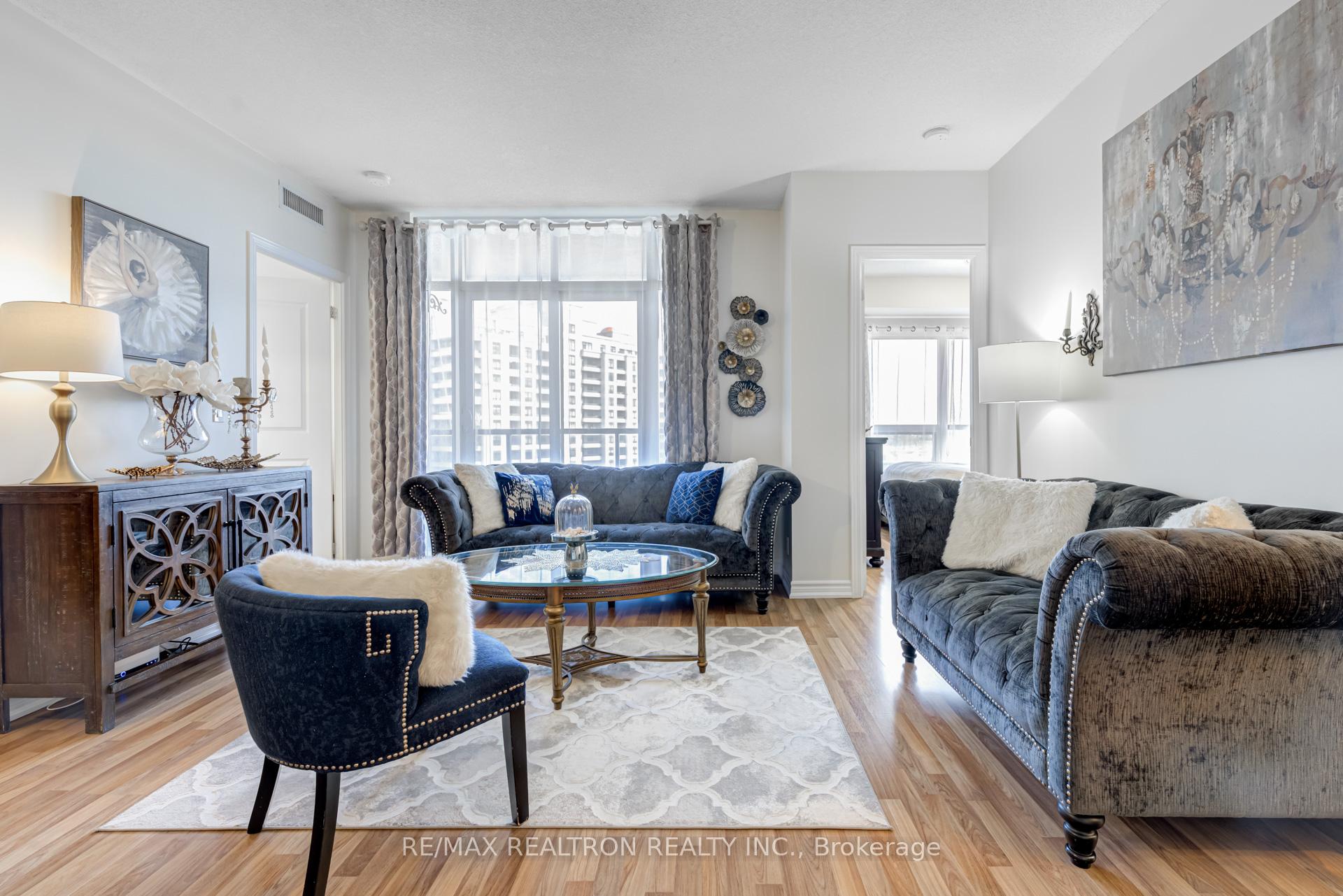 Photo 12 of Unit 1108, 9225 Jane Street, Vaughan, Maple — HOMEH