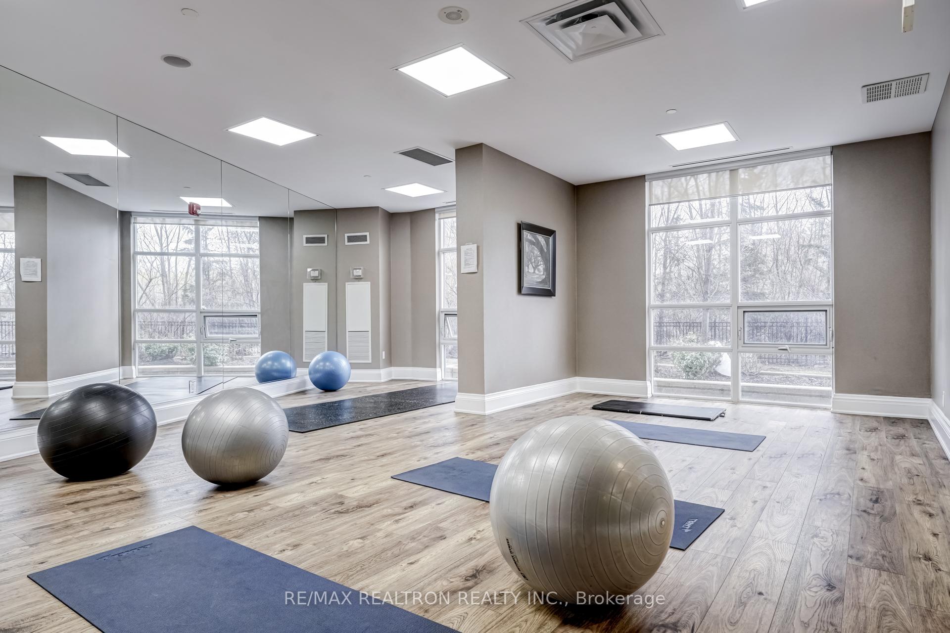 Photo 29 of Unit 1108, 9225 Jane Street, Vaughan, Maple — HOMEH