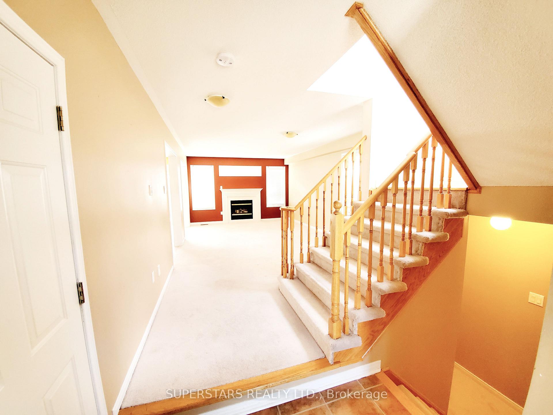 Photo 2 of 27 Mansbridge Crescent, Ajax, Northeast Ajax — HOMEH