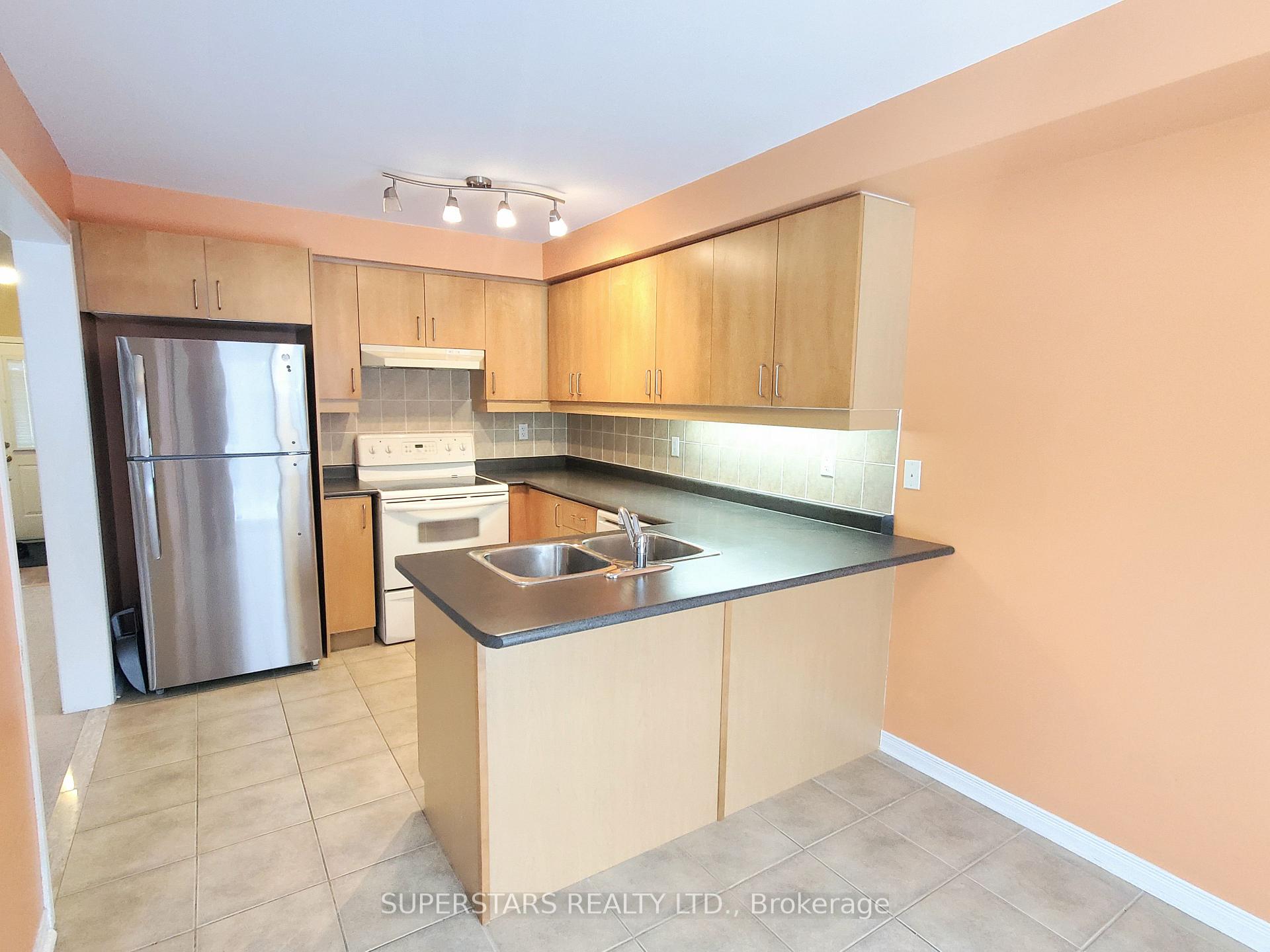 Photo 7 of 27 Mansbridge Crescent, Ajax, Northeast Ajax — HOMEH
