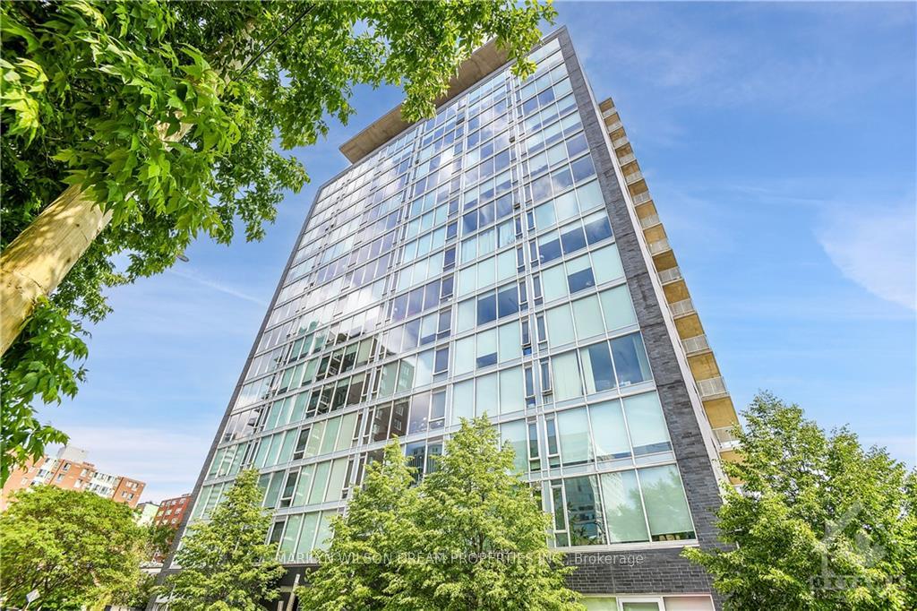 Front of Unit 1702, 300 Lisgar Street