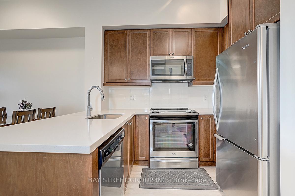 Photo 14 of Unit 428, 555 William Graham Drive, Aurora, Rural Aurora — HOMEH
