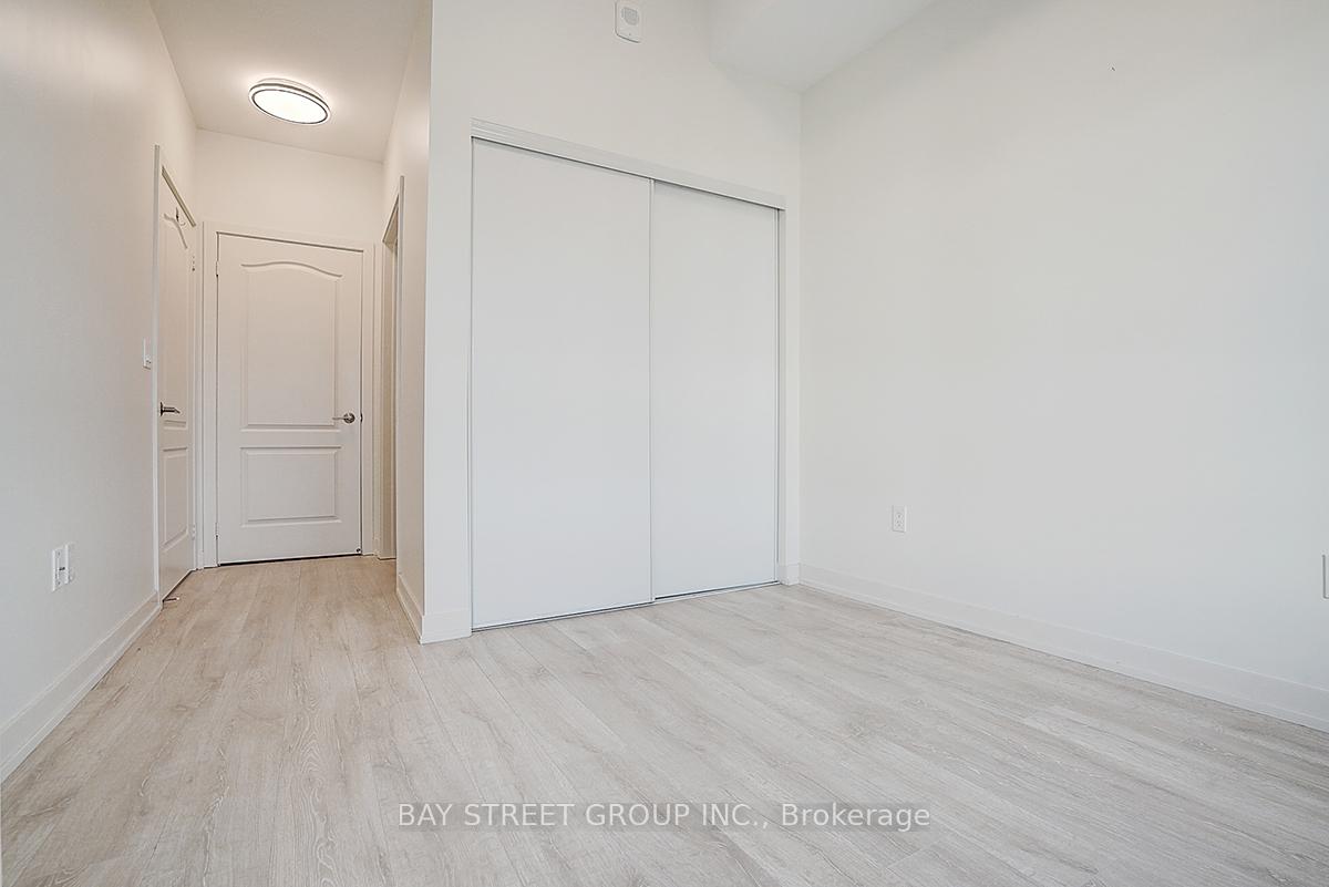 Photo 17 of Unit 428, 555 William Graham Drive, Aurora, Rural Aurora — HOMEH