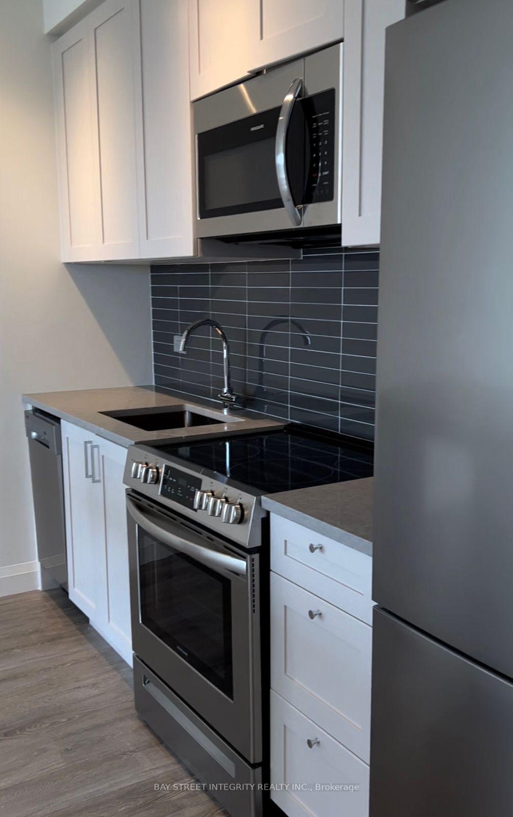 Photo 5 of Unit 1505, 71 Redpath Avenue, Toronto, Mount Pleasant West — HOMEH