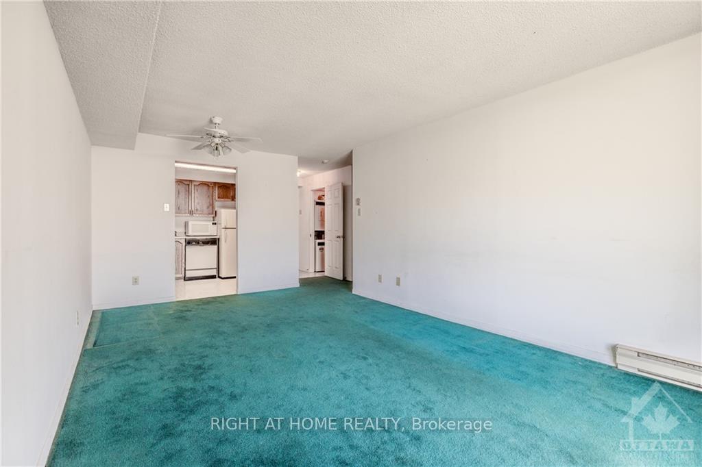Photo 3 of Unit 1112, 1440 Heron Road, Ottawa, Heron Gate — HOMEH