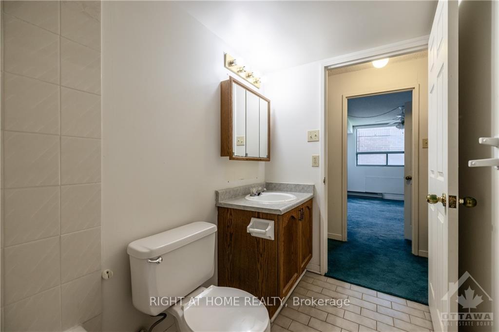 Photo 8 of Unit 1112, 1440 Heron Road, Ottawa, Heron Gate — HOMEH