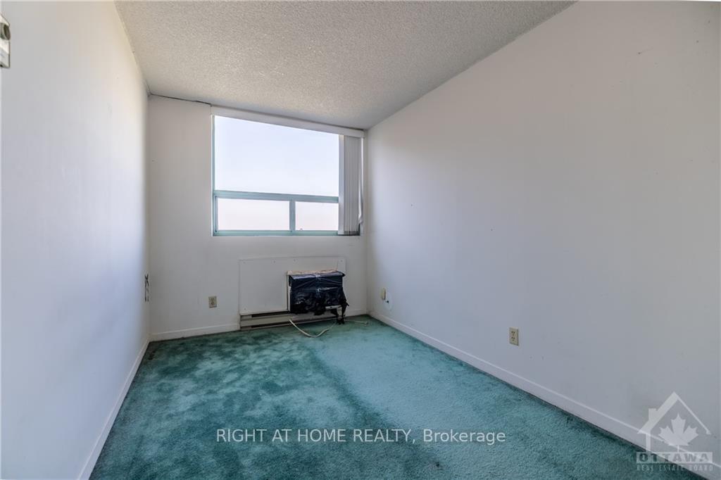 Photo 10 of Unit 1112, 1440 Heron Road, Ottawa, Heron Gate — HOMEH