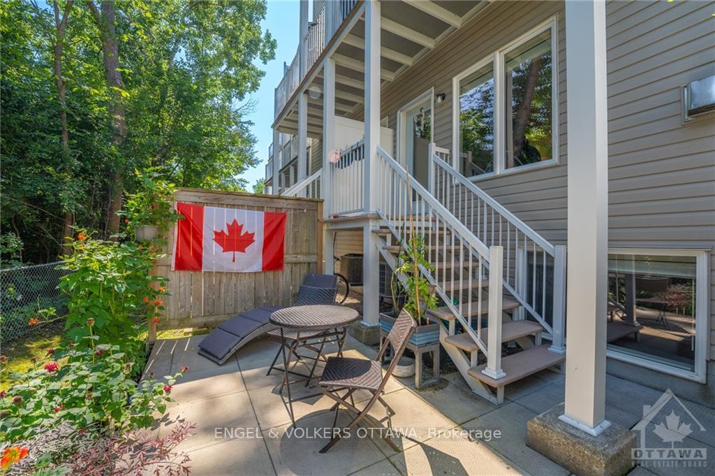 Photo 23 of 1072 Redtail, Ottawa, Cyrville — HOMEH