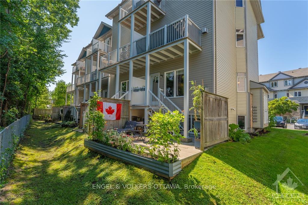 Photo 25 of 1072 Redtail, Ottawa, Cyrville — HOMEH