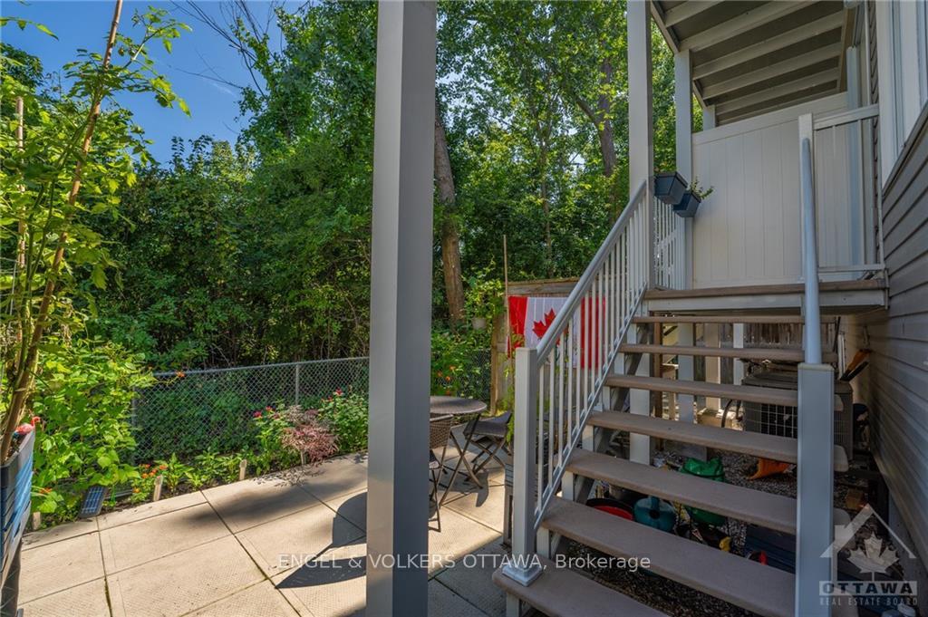 Photo 29 of 1072 Redtail, Ottawa, Cyrville — HOMEH