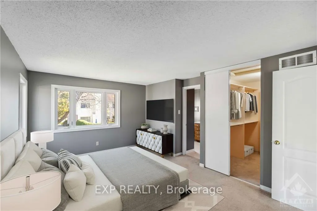 Photo 5 of 6154 Heritage Park Crescent, Ottawa, Chapel Hill — HOMEH