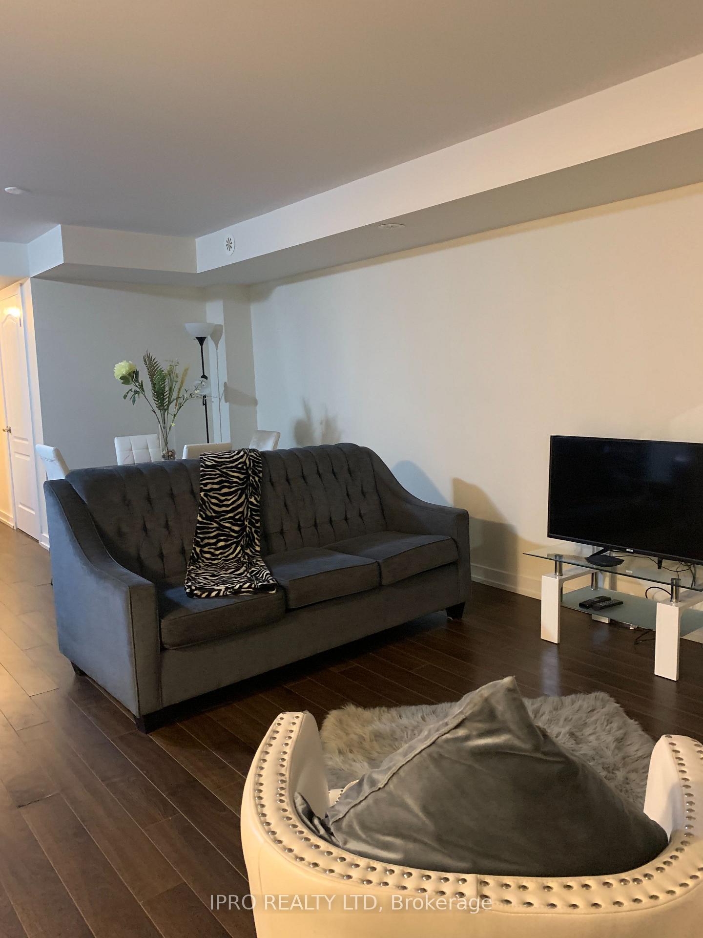 Photo 4 of Unit 1209, 11 Dunsheath Way, Markham, Cornell — HOMEH