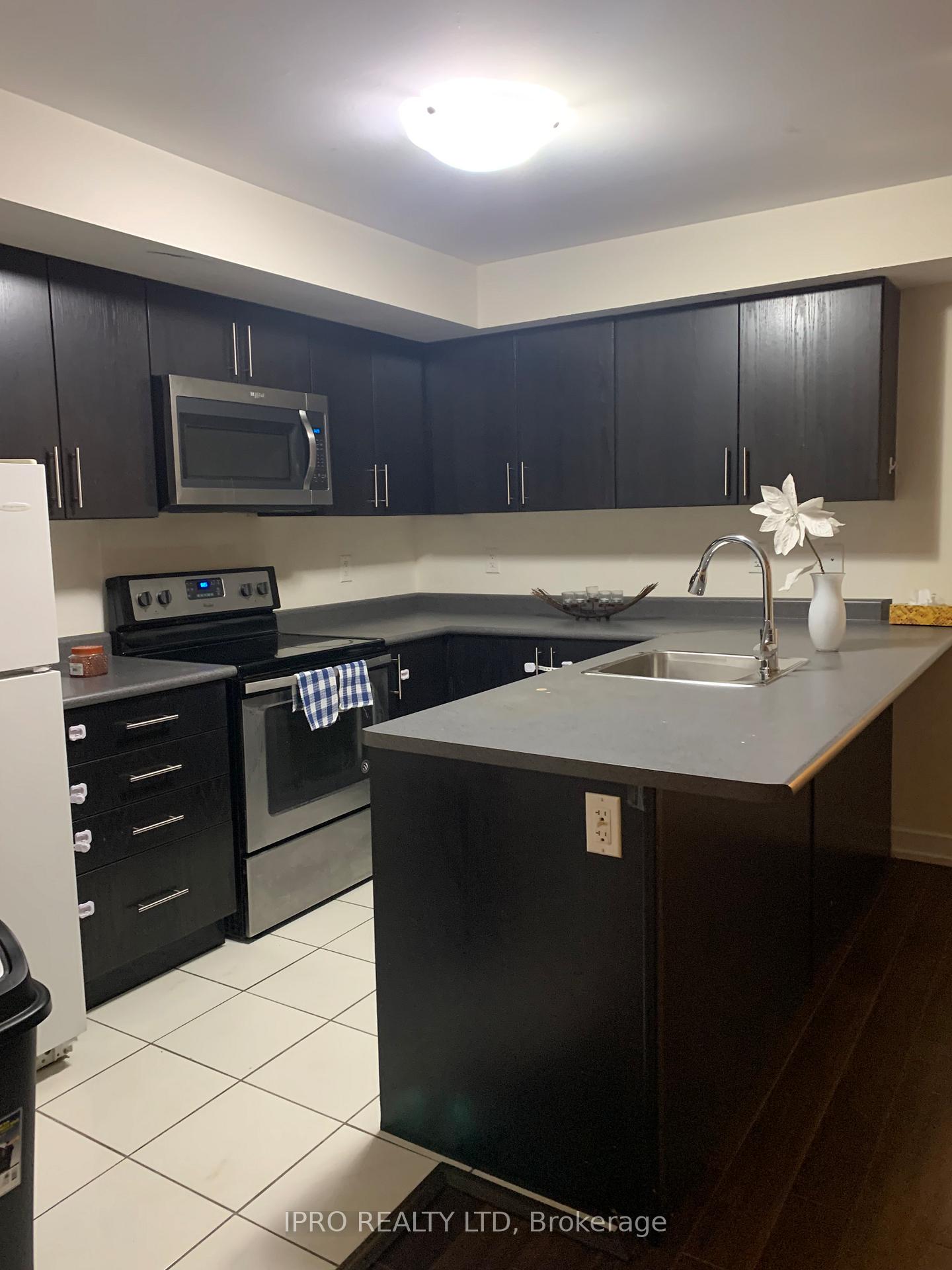 Photo 9 of Unit 1209, 11 Dunsheath Way, Markham, Cornell — HOMEH