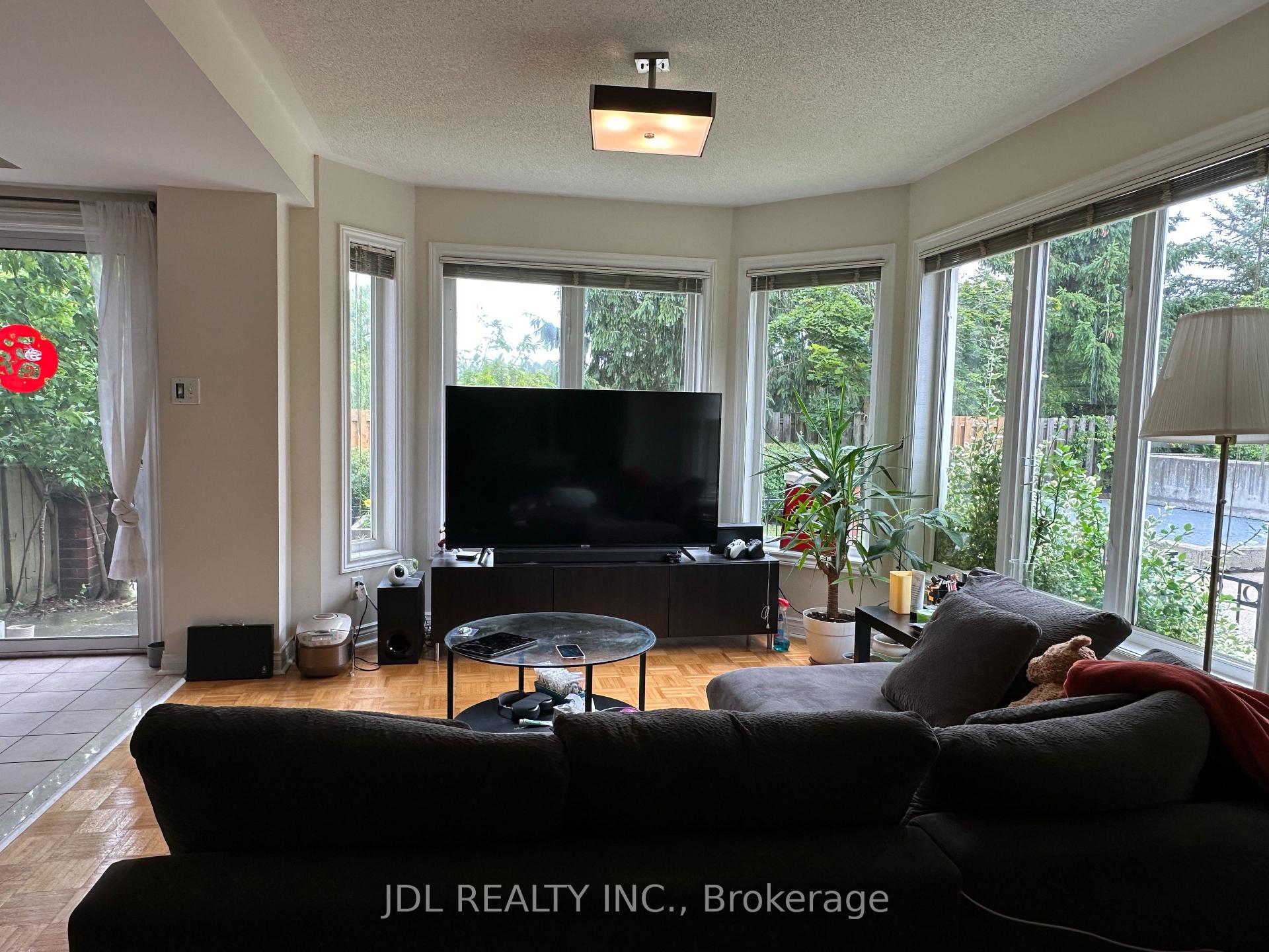 Photo 2 of Unit 174, 18 Clark Avenue W, Vaughan, Crestwood-Springfarm-Yorkhill — HOMEH