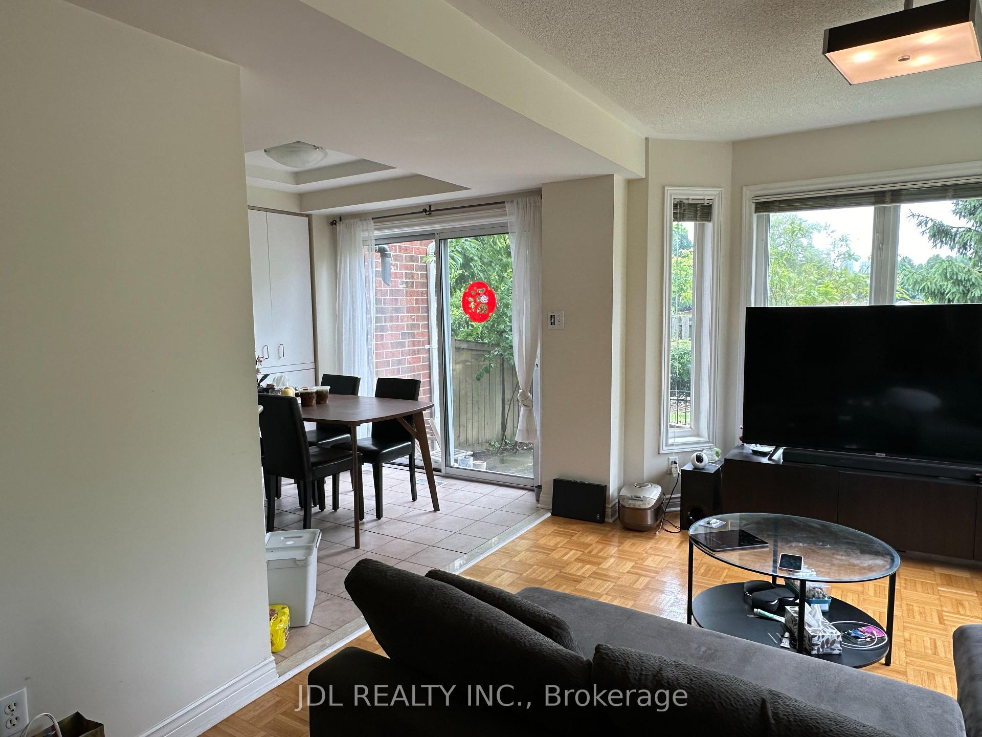 Photo 3 of Unit 174, 18 Clark Avenue W, Vaughan, Crestwood-Springfarm-Yorkhill — HOMEH