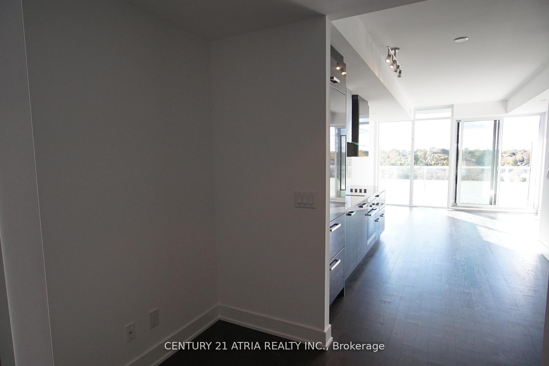 Photo 3 of Unit 816, 3018 Yonge Street, Toronto, Lawrence Park South — HOMEH