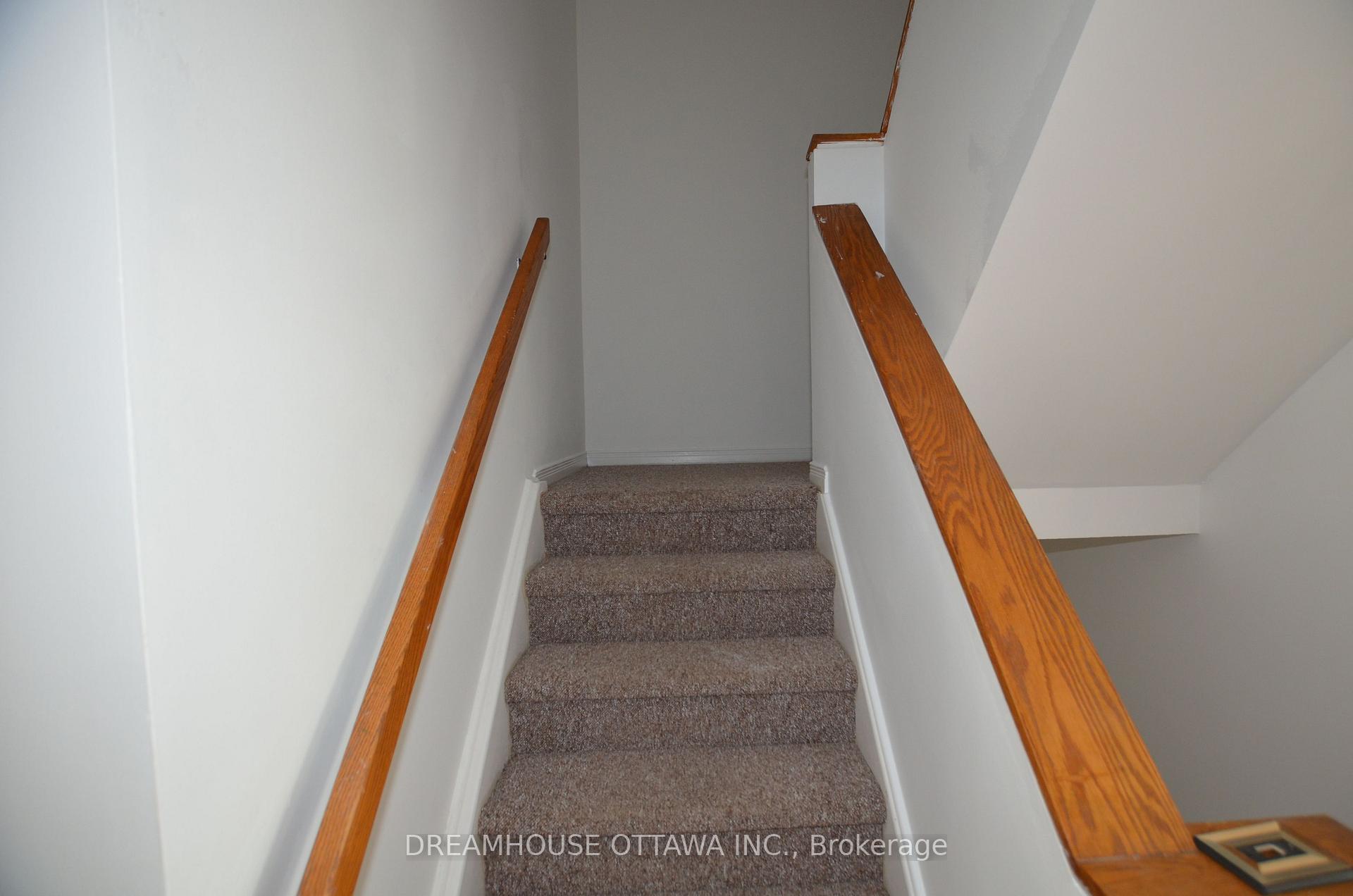 Photo 18 of 16 Forsyth Lane, Ottawa, Crystal Beach — HOMEH