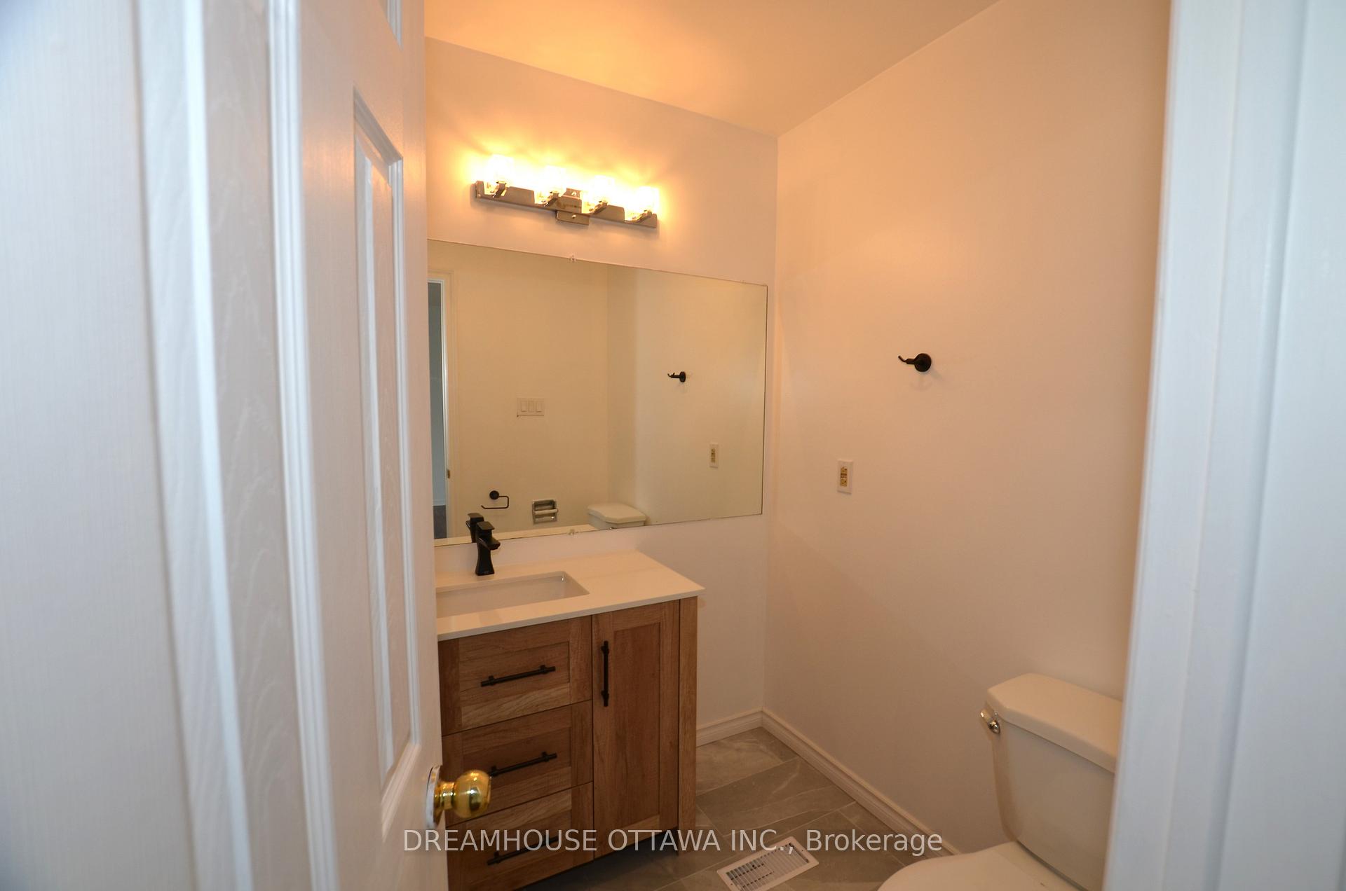 Photo 20 of 16 Forsyth Lane, Ottawa, Crystal Beach — HOMEH