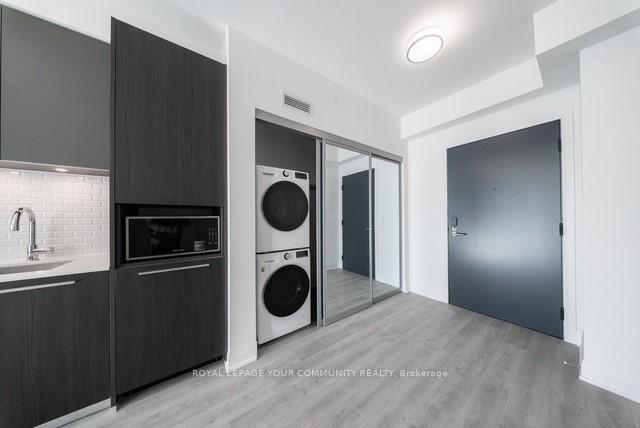 Photo 13 of Unit 1206, 65 Broadway Avenue, Toronto, Mount Pleasant West — HOMEH
