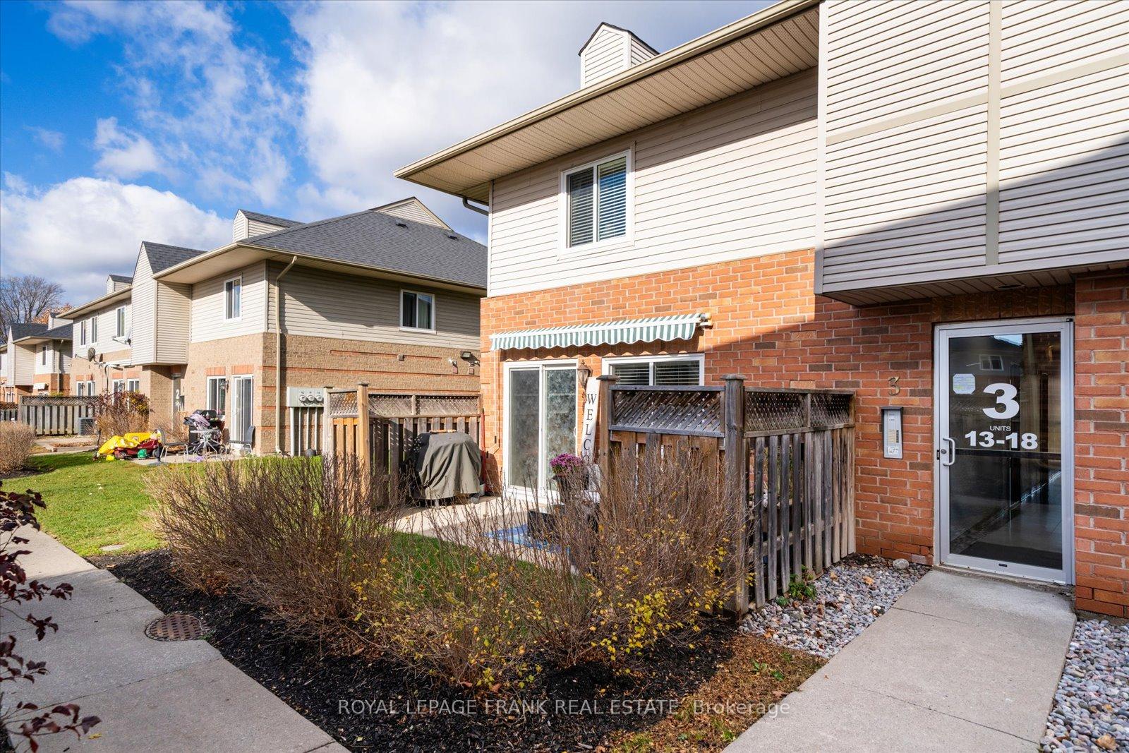 Photo 4 of Unit 16, 1 Testa Road, Uxbridge — HOMEH