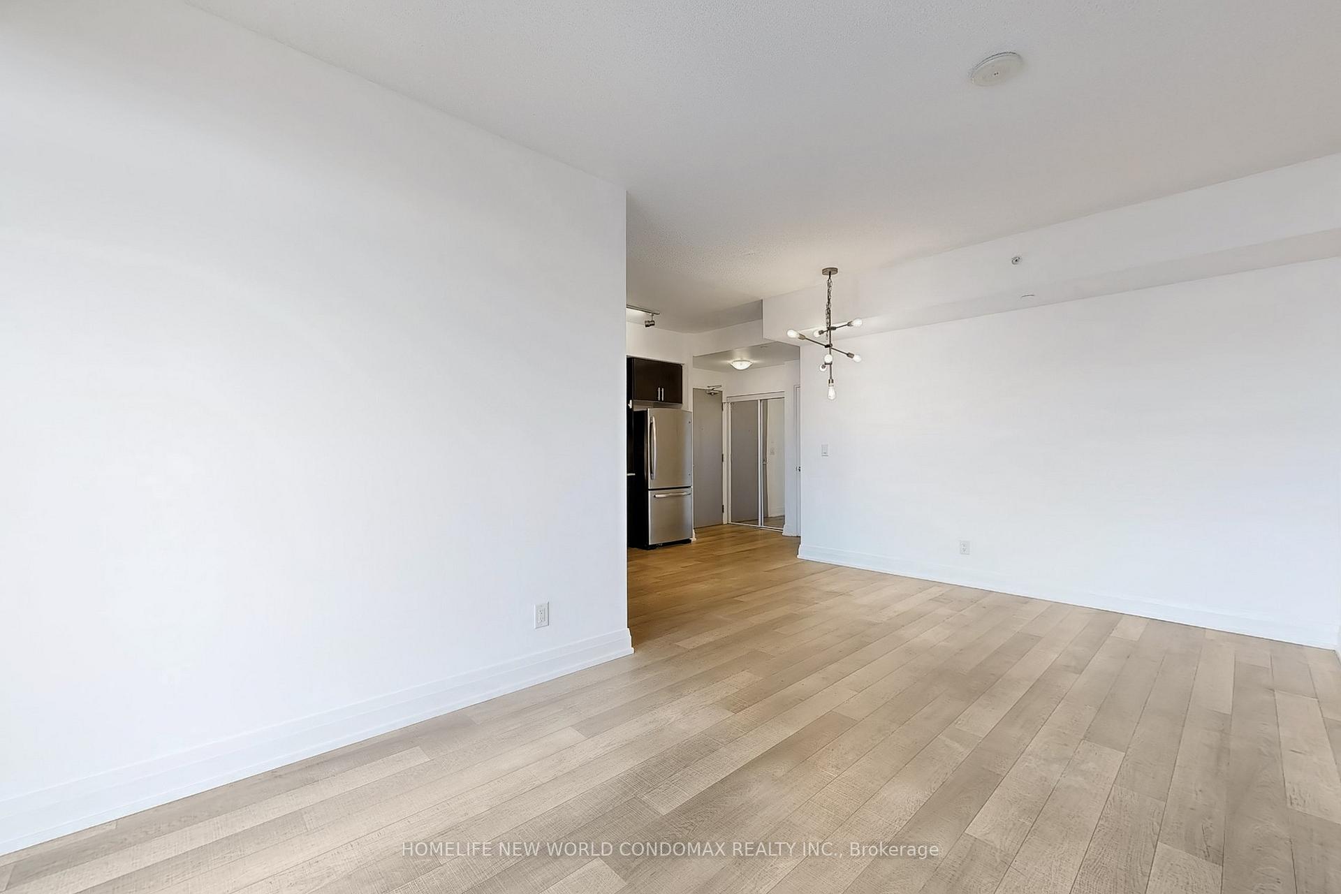 Photo 7 of Unit 1906, 7165 Yonge Street, Markham, Grandview — HOMEH