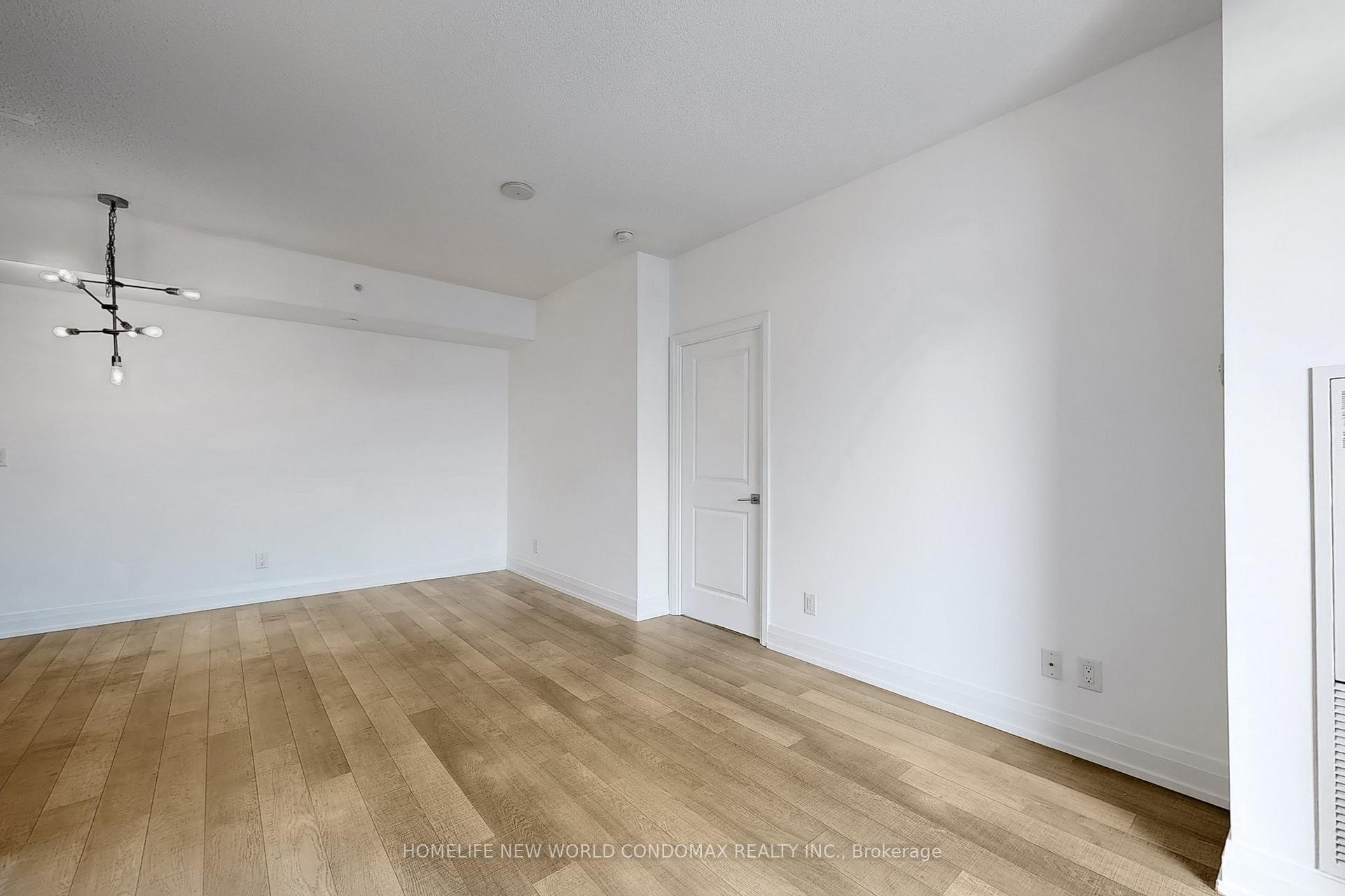 Photo 8 of Unit 1906, 7165 Yonge Street, Markham, Grandview — HOMEH