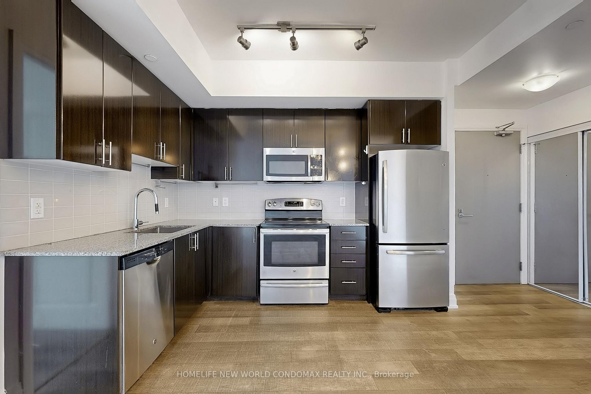 Photo 9 of Unit 1906, 7165 Yonge Street, Markham, Grandview — HOMEH