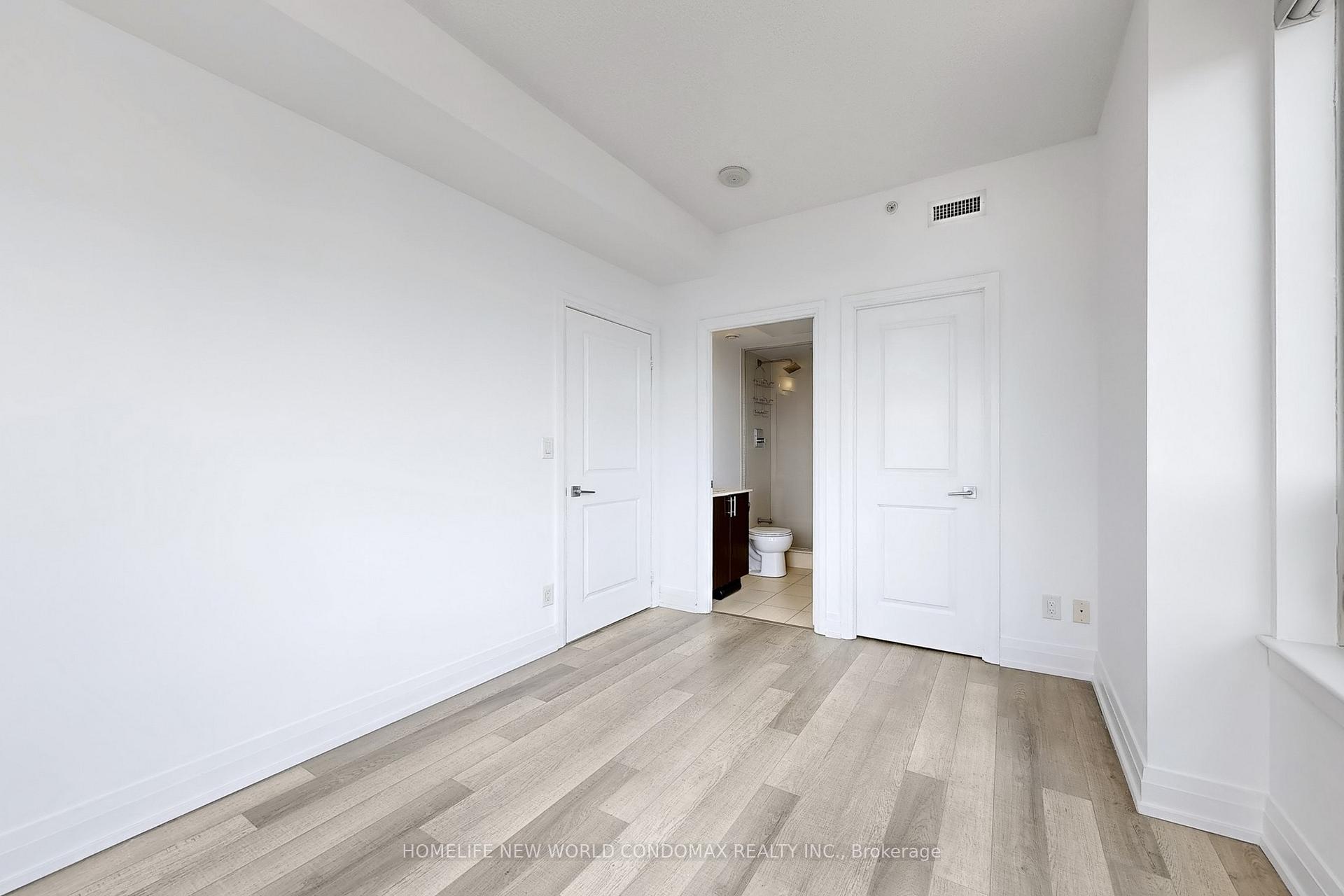 Photo 16 of Unit 1906, 7165 Yonge Street, Markham, Grandview — HOMEH