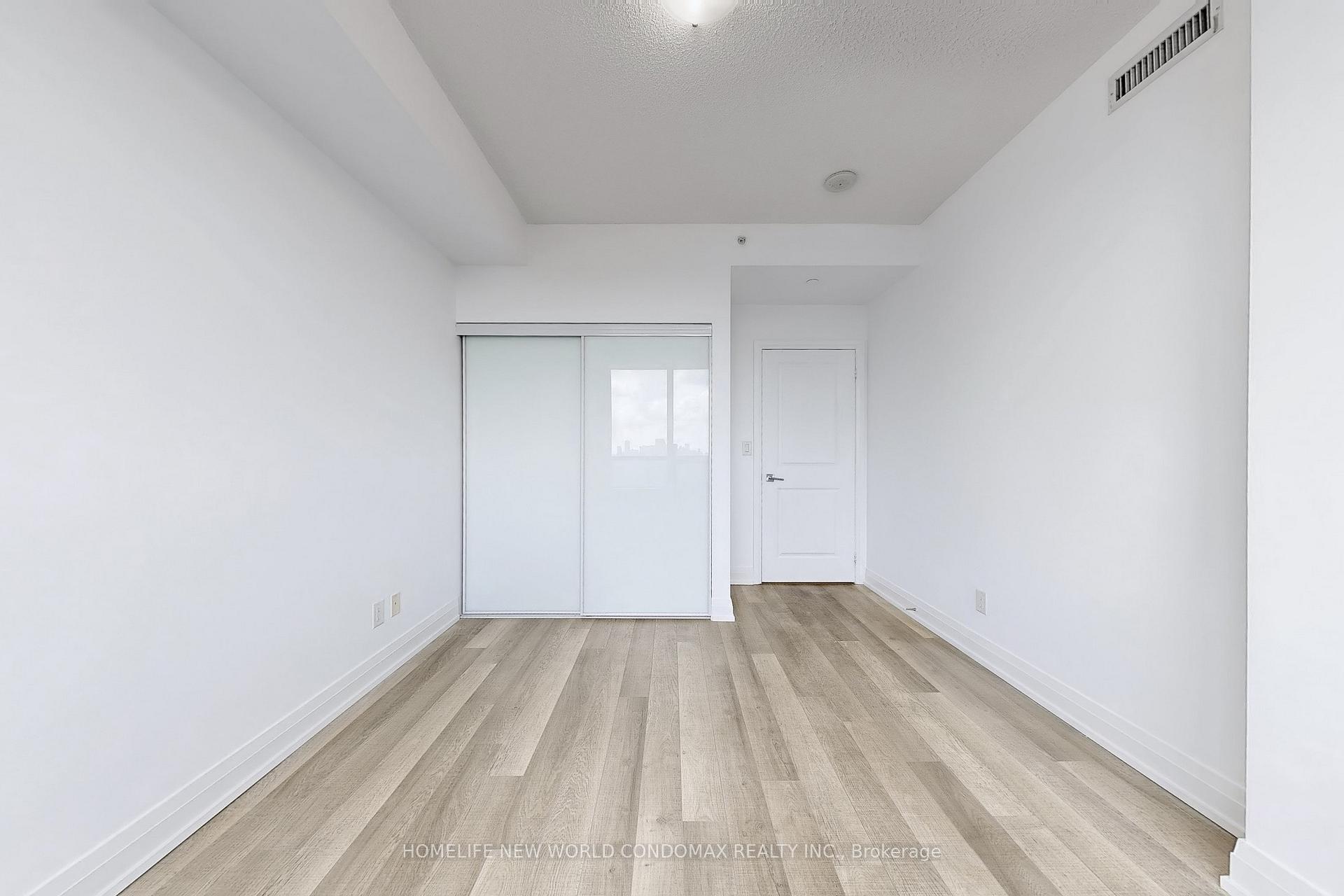 Photo 22 of Unit 1906, 7165 Yonge Street, Markham, Grandview — HOMEH