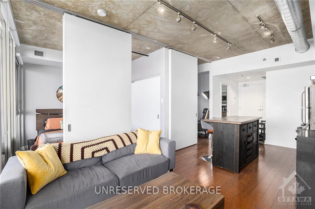 Photo 3 of Unit 643, 340 Mcleod Street, Ottawa, Ottawa Centre — HOMEH