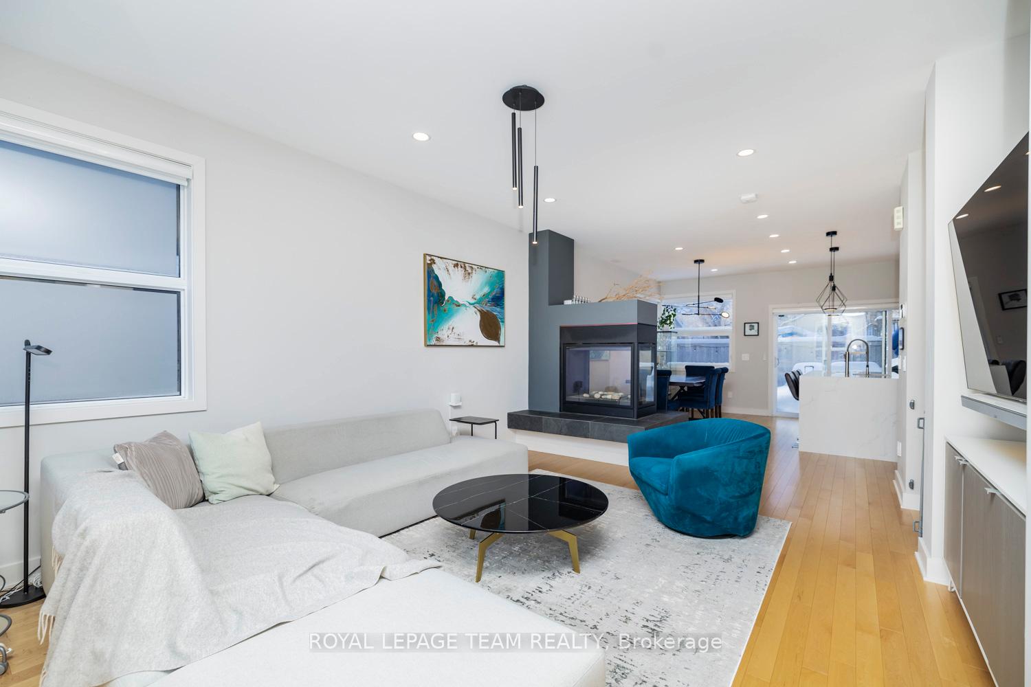 Photo 18 of 8 Champagne Avenue S, Ottawa, West Centre Town — HOMEH