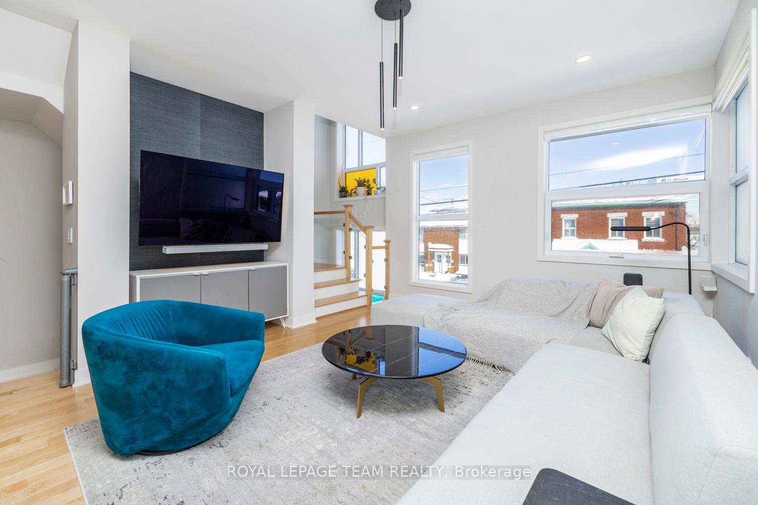 Photo 20 of 8 Champagne Avenue S, Ottawa, West Centre Town — HOMEH