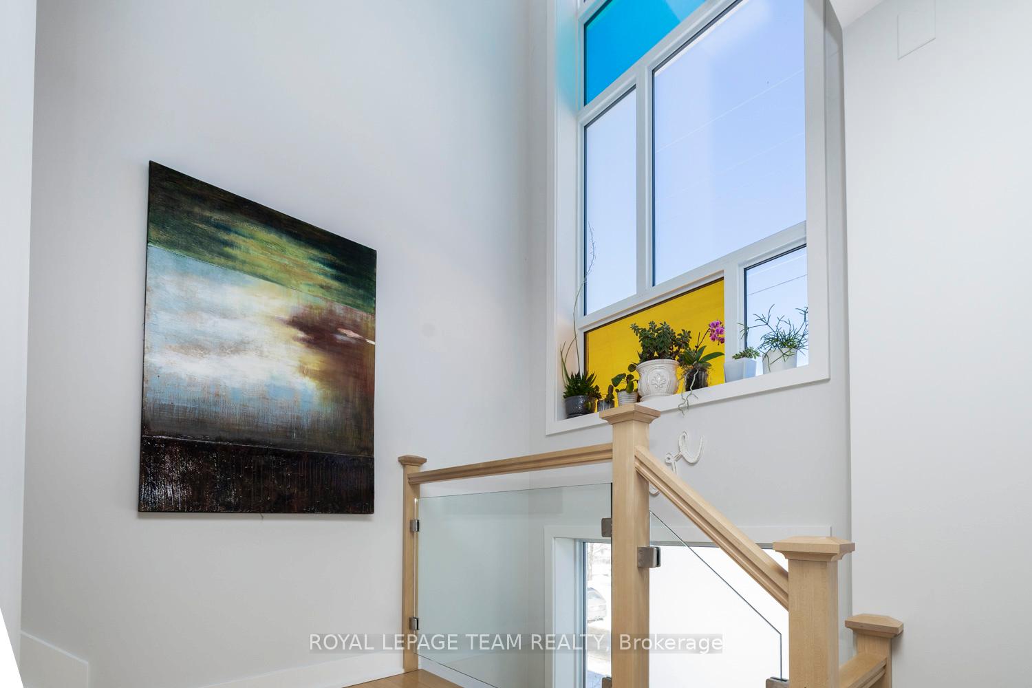 Photo 21 of 8 Champagne Avenue S, Ottawa, West Centre Town — HOMEH