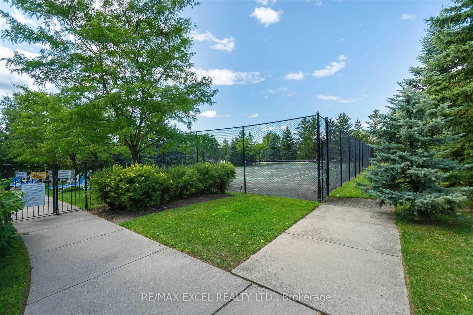 Photo 14 of Unit Ph203, 81 Townsgate Drive, Vaughan, Crestwood-Springfarm-Yorkhill — HOMEH
