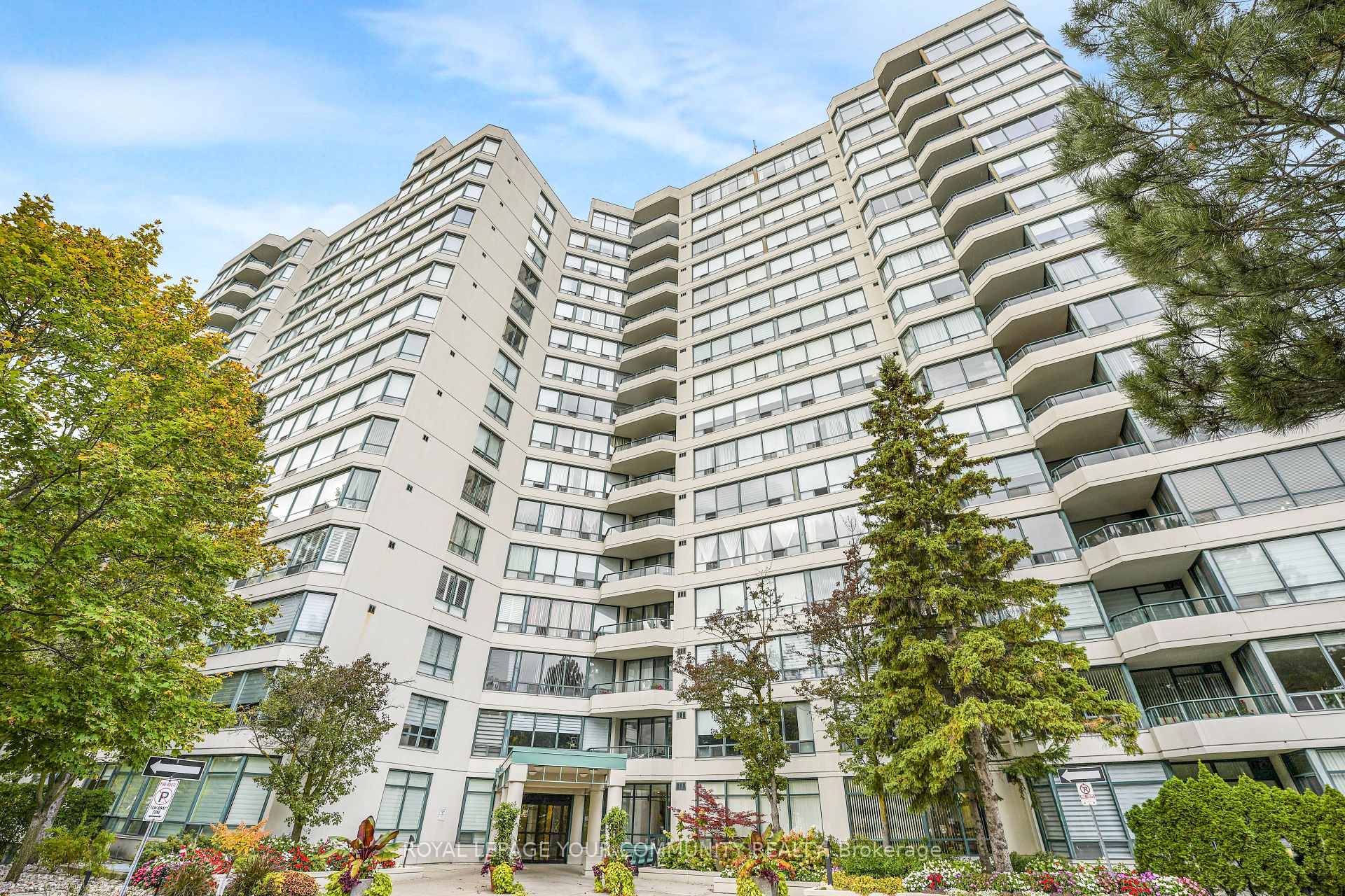 Photo 1 of Unit 1508, 120 Promenade Circle, Vaughan, Brownridge — HOMEH
