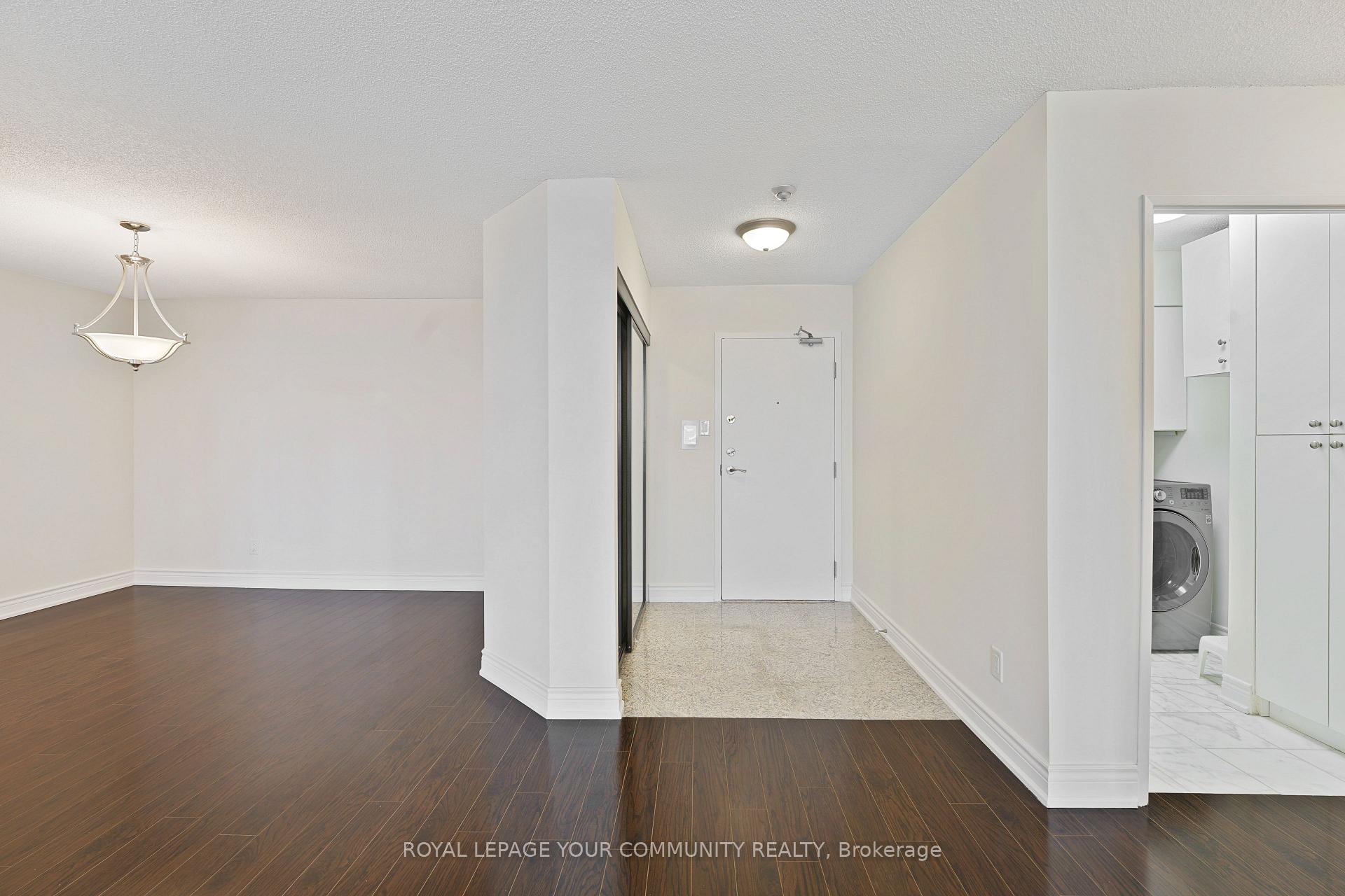 Photo 2 of Unit 1508, 120 Promenade Circle, Vaughan, Brownridge — HOMEH