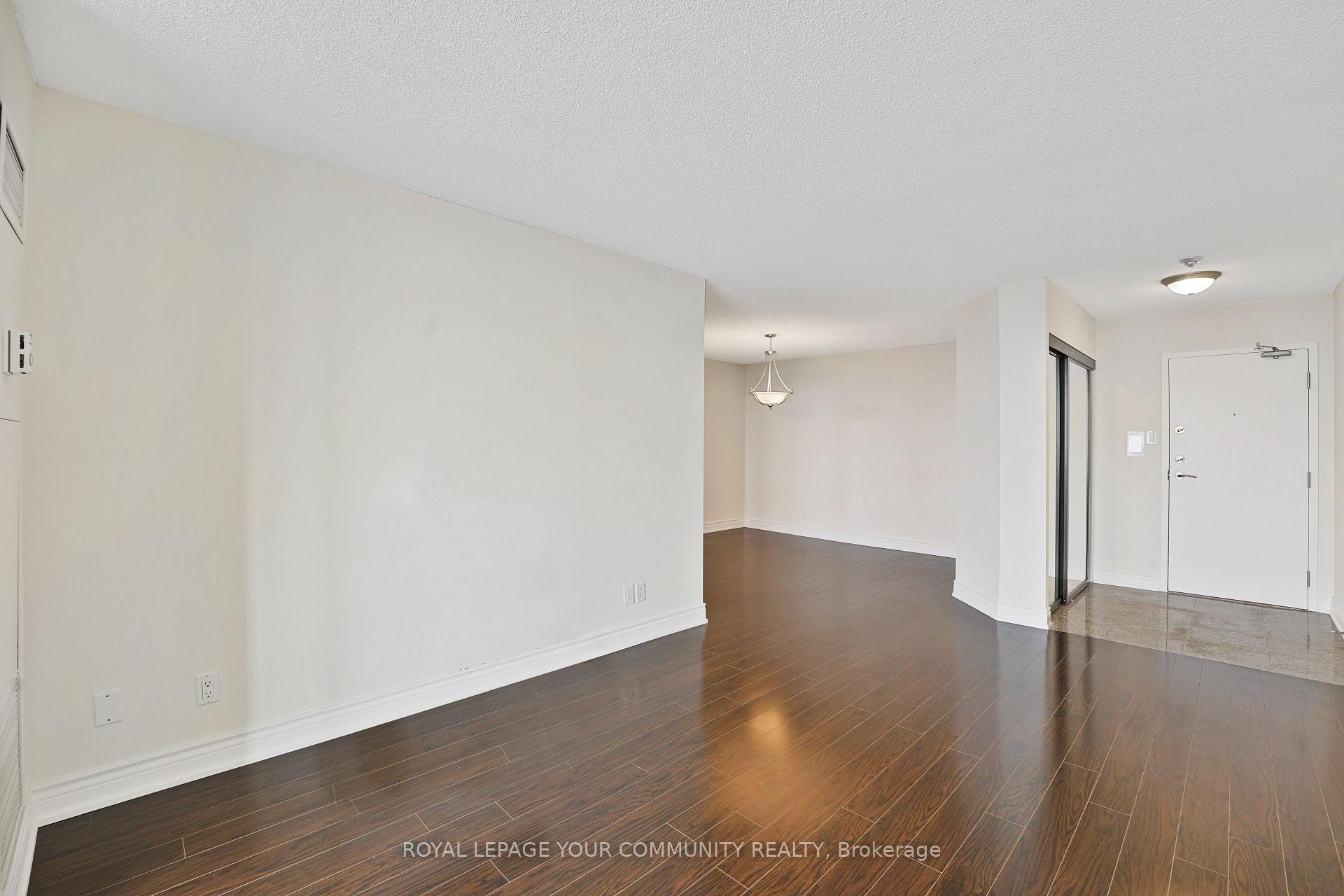 Photo 4 of Unit 1508, 120 Promenade Circle, Vaughan, Brownridge — HOMEH