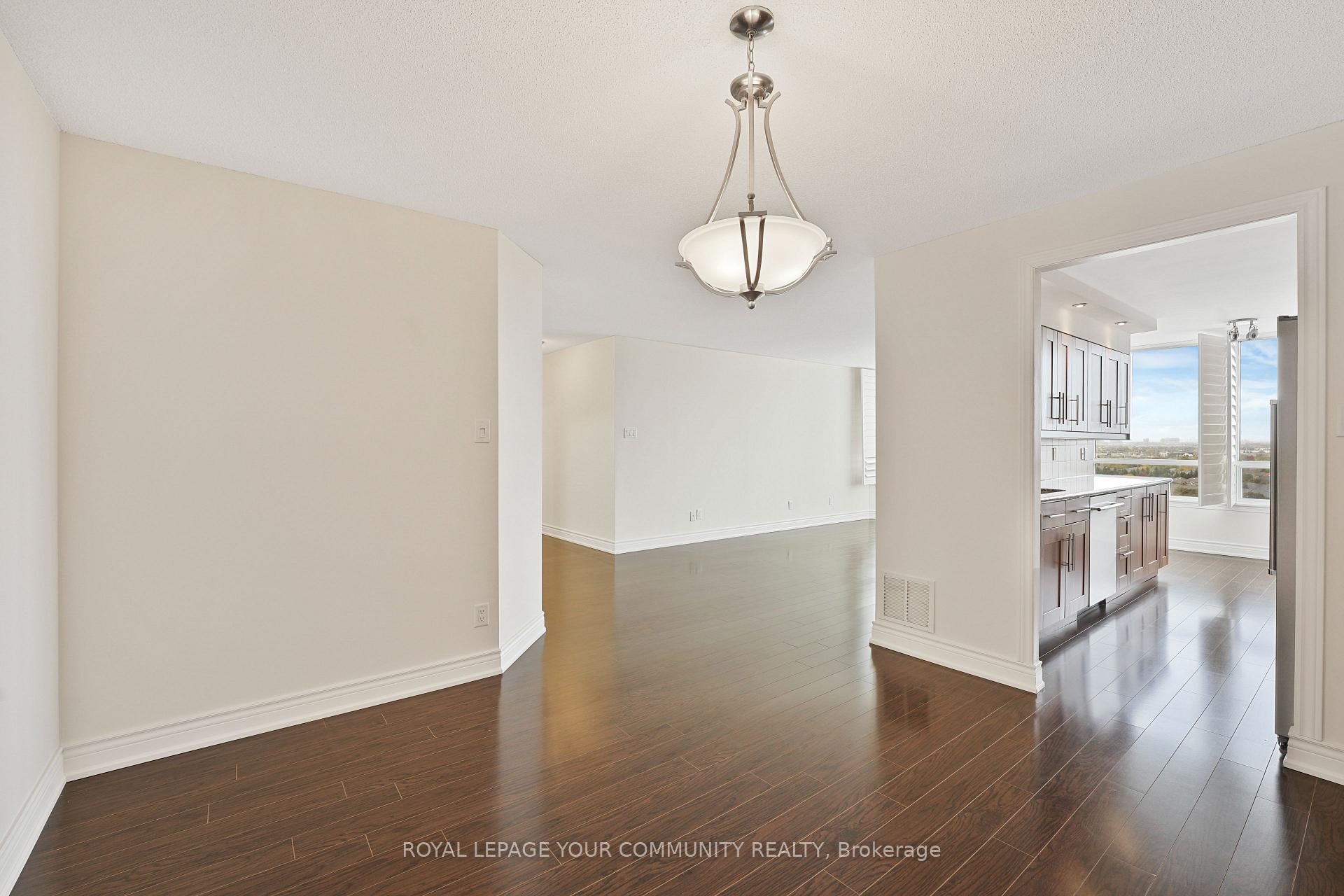 Photo 7 of Unit 1508, 120 Promenade Circle, Vaughan, Brownridge — HOMEH