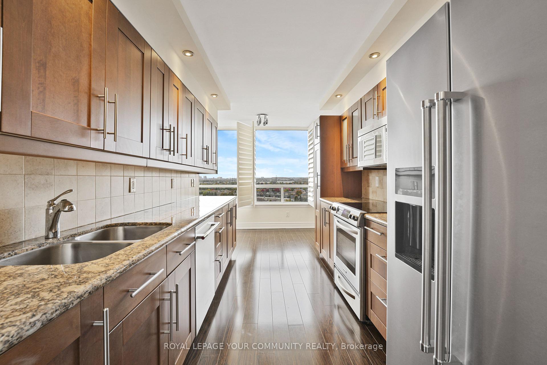 Photo 12 of Unit 1508, 120 Promenade Circle, Vaughan, Brownridge — HOMEH