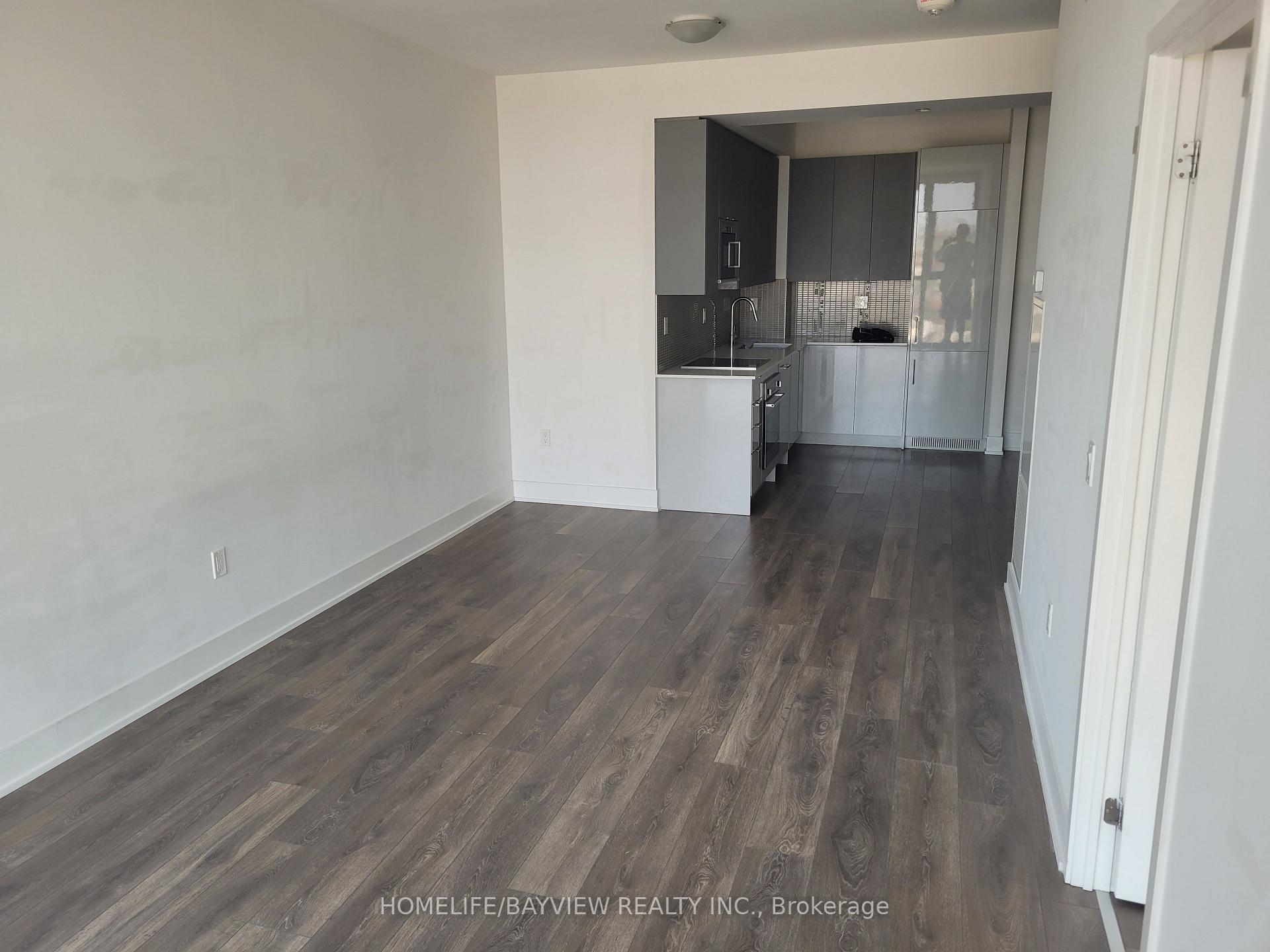 Photo 3 of Unit 701, 2908 Hwy7 Road, Vaughan, Concord — HOMEH